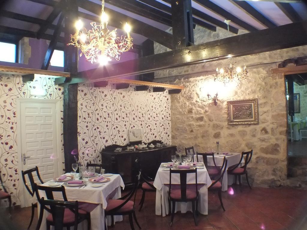 Hosteria El Pomar Novales Εξωτερικό φωτογραφία